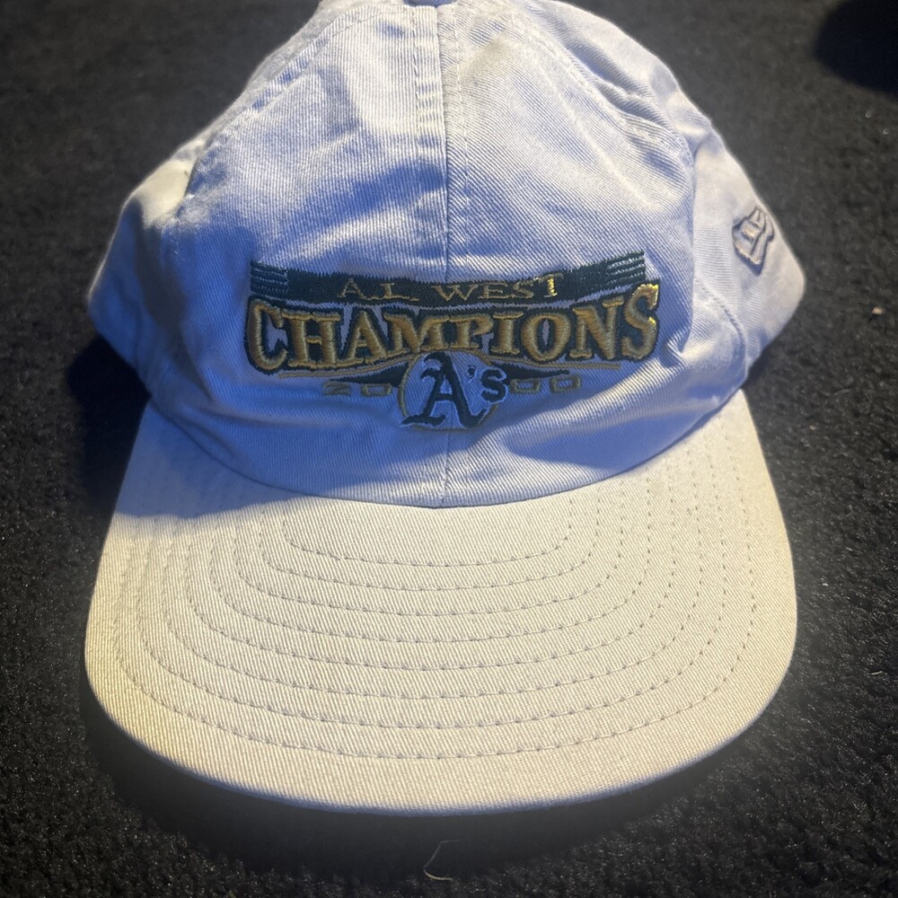Oakland A's Athletics New Era 2000 AL West Champions Locker Room hat RARE!!